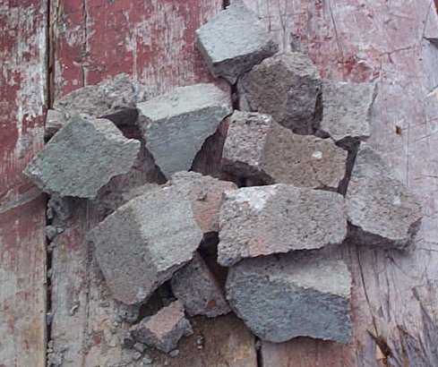 Smashed concrete
	pieces