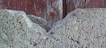 heavy
	chopping on a concrete block with ray's bowie : effect on the block